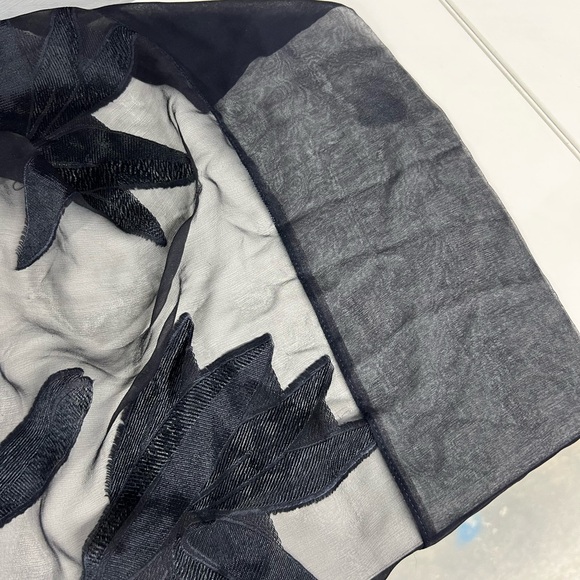 Elegant Navy Printed Sheer Scarf - Picture 5 of 5